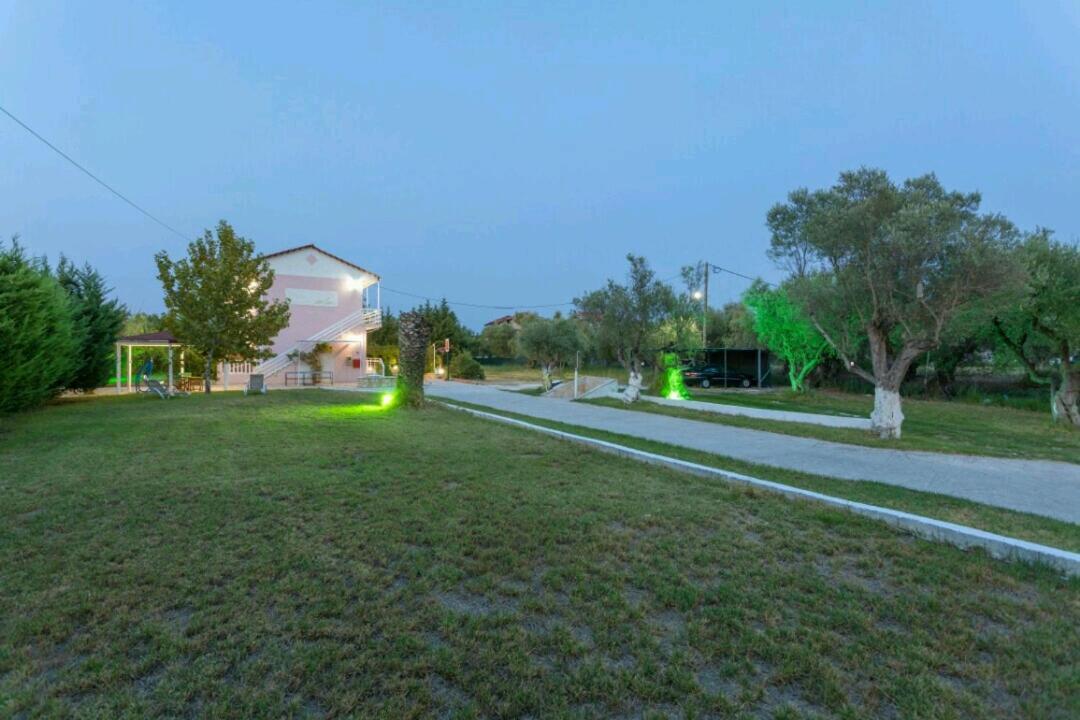 Eleni Studios & Apartments Alykes  Dış mekan fotoğraf