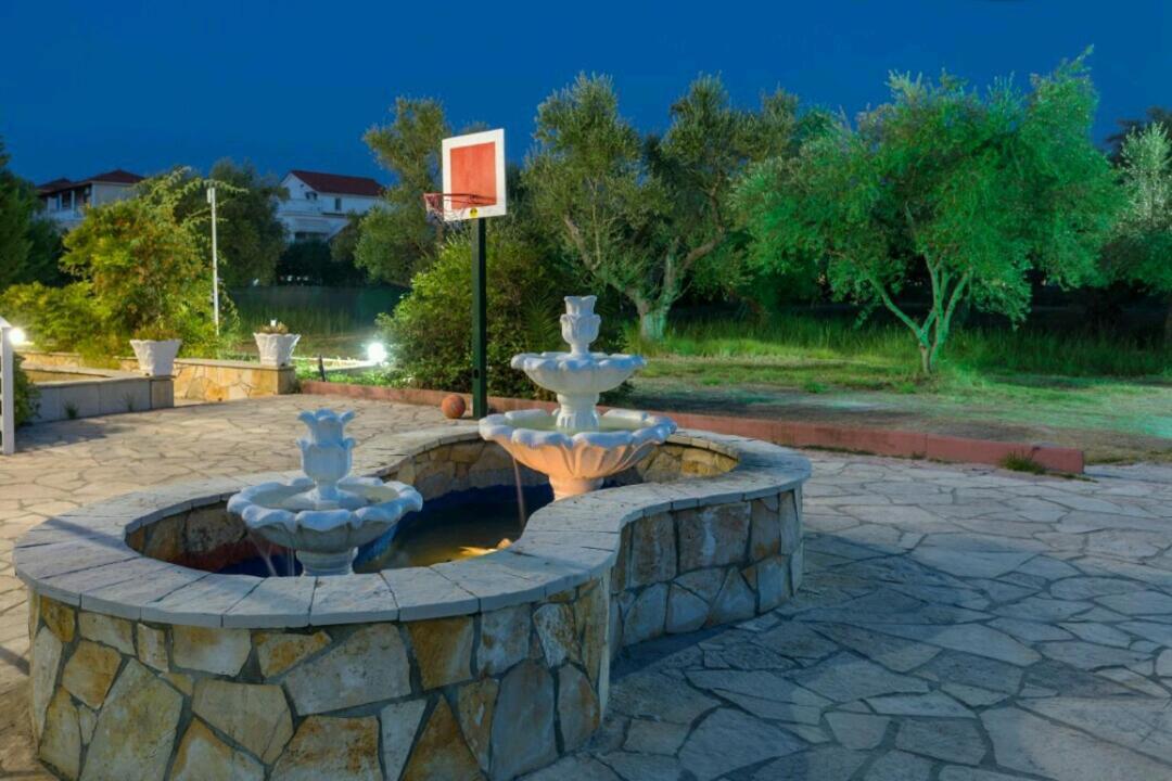 Eleni Studios & Apartments Alykes  Dış mekan fotoğraf